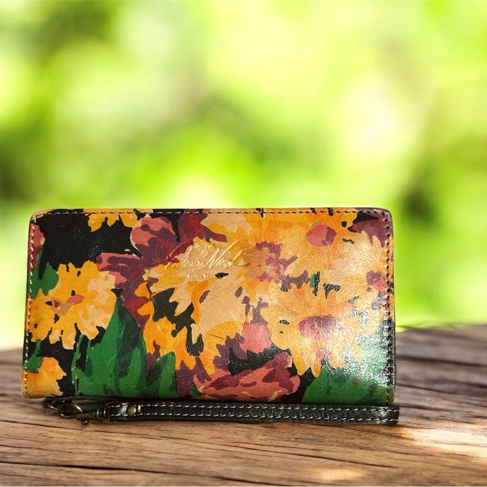 Patricia Nash Floral Leather Wallet - Picture 1 of 8